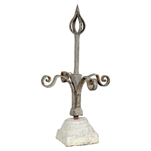 French 19th Century Large Size Forged Iron Finial in Granite Base For Sale - Image 11 of 11