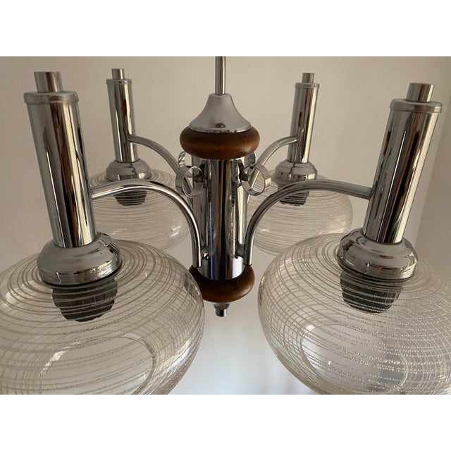 1970s Vintage Space Age Sputnik Chandelier in Chrome-Plated Metal, Wooden Accents and Clear Ribbed Glass Shades by Emi Poljčane, Yugoslav, 1970s For Sale - Image 5 of 18