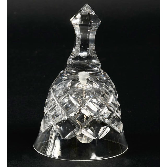 1940s French Art Deco Crystal Bell attributed to Cristalleries de Baccarat, 1940s For Sale - Image 5 of 10