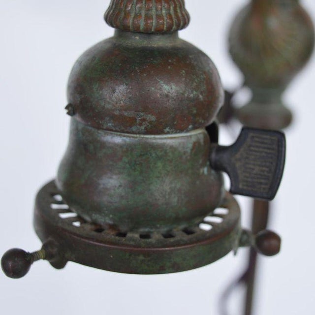 1900 - 1909 Early 20th Century Tiffany Studios & Co Table Lamp. New York. For Sale - Image 5 of 11