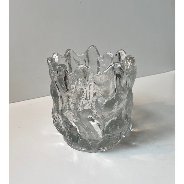 Modern Swedish Modernist Freeform Ice Glass Vase by Göran Wärff for Kosta Boda, 1980s For Sale - Image 3 of 11