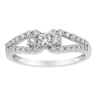 10K White Gold 1/2 Cttw Round Cut Diamond Three Stone Split Shank Band Ring (H-I Color, SI1-SI2 Clarity) - Size 8 For Sale