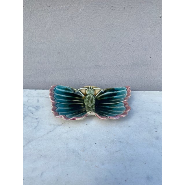 Rare Majolica Butterfly Butter Pat Fives Lille circa 1900.
