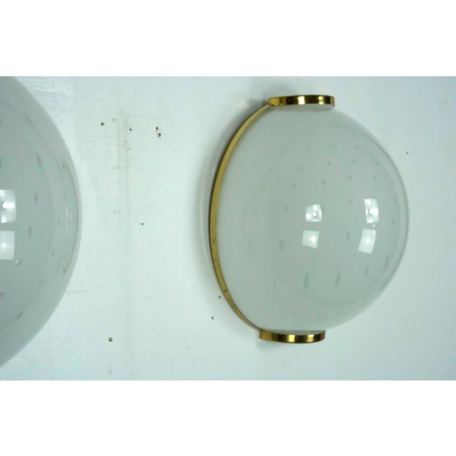 Metal Large Round Murano Bullicante Glass Sconces with Brass, Italy, 1970s, Set of 2 For Sale - Image 7 of 13