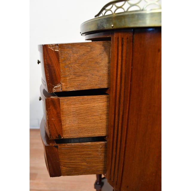 1910 French Louis XV Mahogany Marble Top Nightstand Bedside Table For Sale - Image 11 of 14