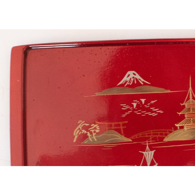 C. 1940s Showa Era Japanese Lacquered Sake and Bowls Sets in Original Cases For Sale - Image 14 of 18