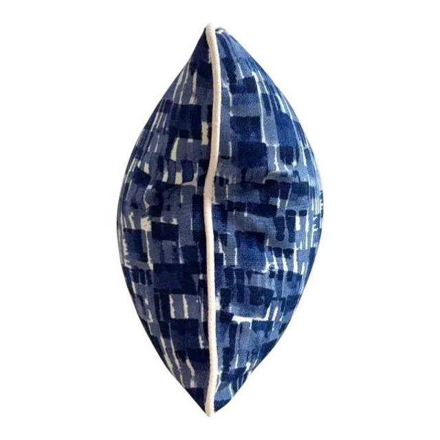 Mid-Century Modern Pair Navy&white Indoor/Outdoor Lumbar Pillows For Sale - Image 3 of 5