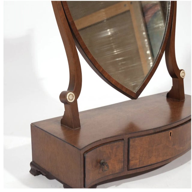 Brown Early 19th Century Hepplewhite Mahogany Shield-Back Dressing Mirror on Serpentine Box For Sale - Image 8 of 10