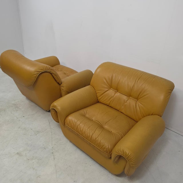 Mid-Century Italian Brutalist Leather Livingroom Set, 1960s, Set of 3 For Sale - Image 10 of 14