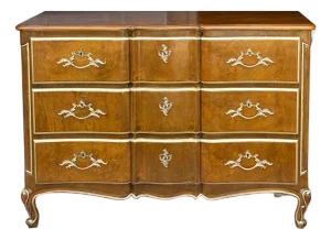 Scott Thomas Walnut Parcel Gilt 7 Drawer Dresser/Chest