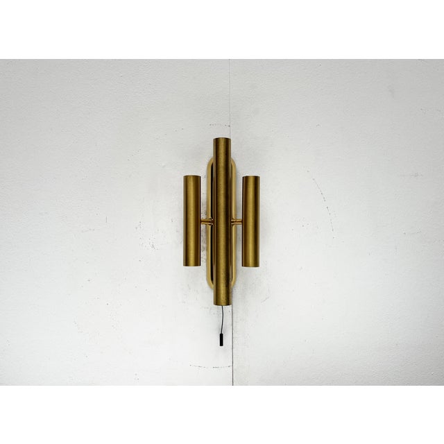 Vintage Hollywood Regency Style Wall Lamp in Brass, 1970s For Sale - Image 3 of 18