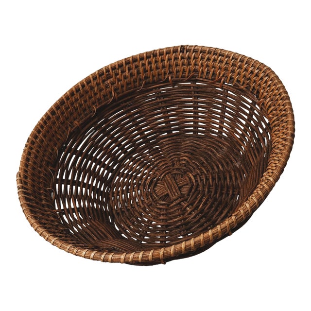 Vintage Wicker Basket With Bent Rattan Rim For Sale