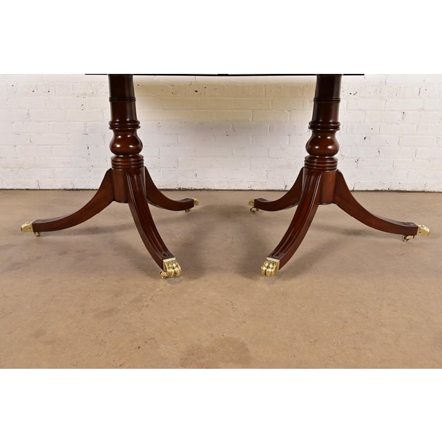 Henredon Georgian Banded Mahogany Double Pedestal Extension Dining Table, Newly Refinished For Sale - Image 12 of 14