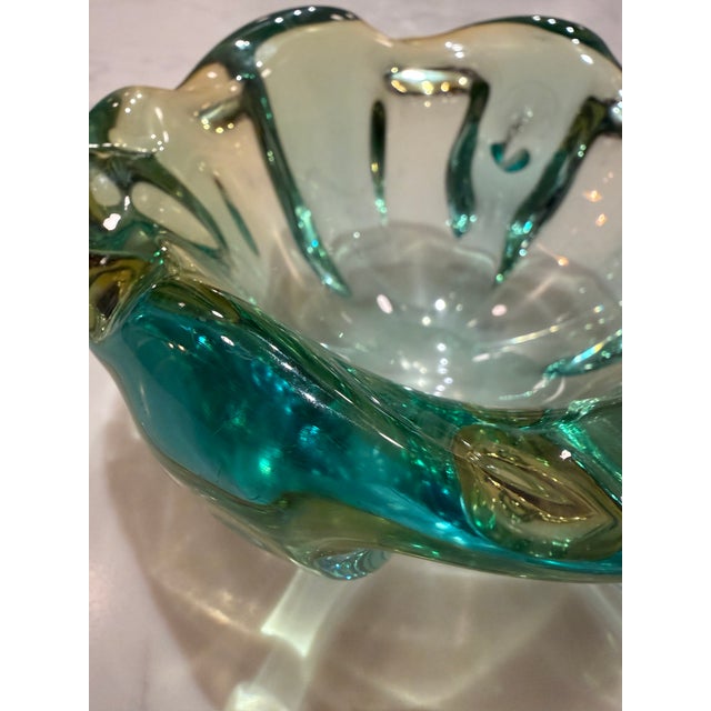 1960s Mid-Century Green & Turquoise Sculptural Art Glass Bowl For Sale - Image 5 of 9