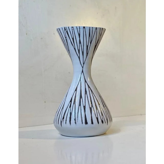 Mars Glazed Creamic Vase by Mari Simmulson for Upsala Ekeby, 1960s For Sale - Image 12 of 12