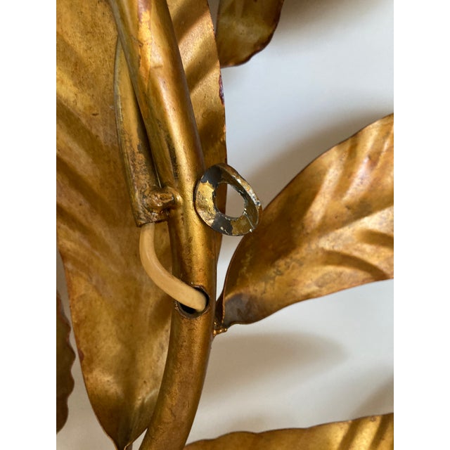 Hollywood Regency Gold-Colored Floral Brass Wall Lamp by Hans Kögl, 1960s For Sale - Image 6 of 14