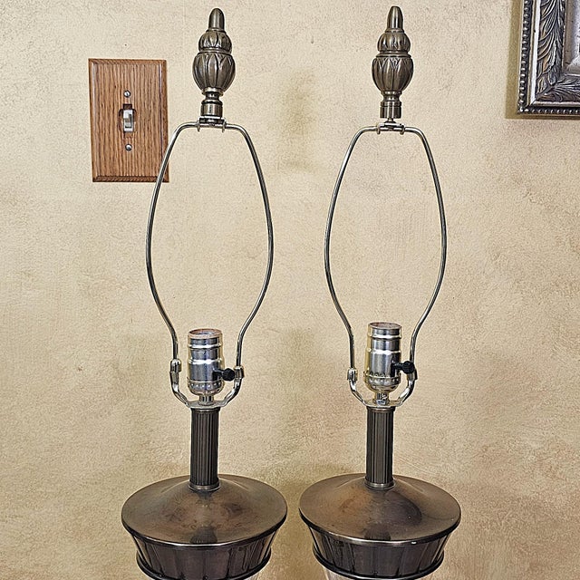 Bronze Pair of Vintage Lead Crystal & Antiqued Bronze Table Lamps – Hollywood Regency For Sale - Image 8 of 18