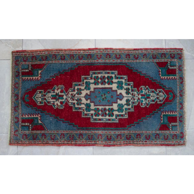 1960s Entryway Decor Small Turkish Rug Hand Knotted Bath Rug Kitchen Mat Bedside Accent - 21' X 37'' For Sale - Image 10 of 12
