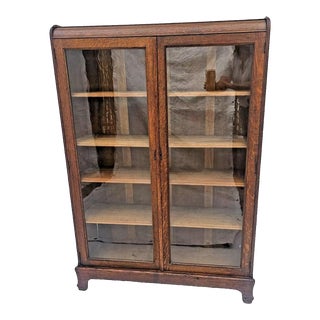 Antique 1900s American 2 Door Oak Narrow Bookcase For Sale