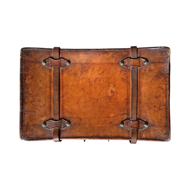 Petite Edwardian Leather Suitcase For Sale In Chicago - Image 6 of 12