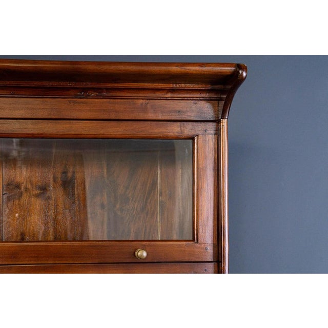 Vintage Display Cabinet in Walnut For Sale - Image 12 of 16
