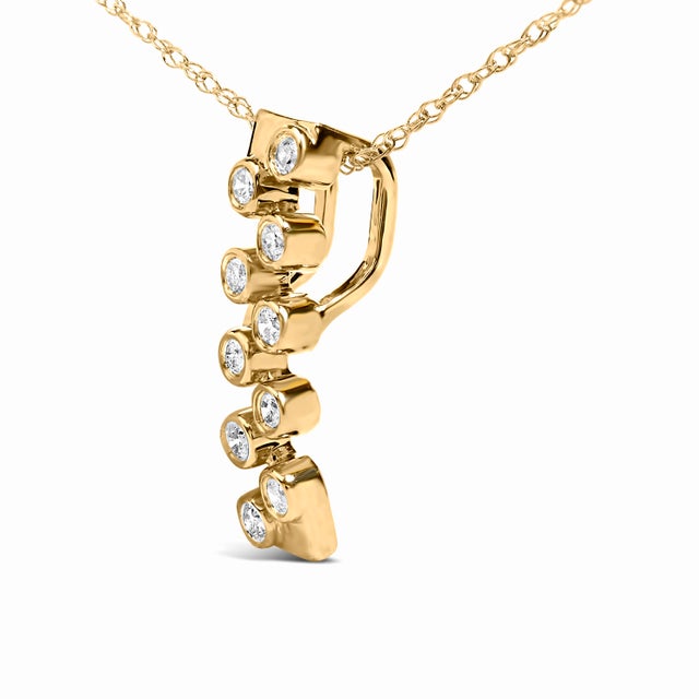 Haus of Brilliance 14K Yellow Gold Bezel Set 1/7 Cttw Diamond Vertical Bar Pendant Necklace For Sale - Image 4 of 4
