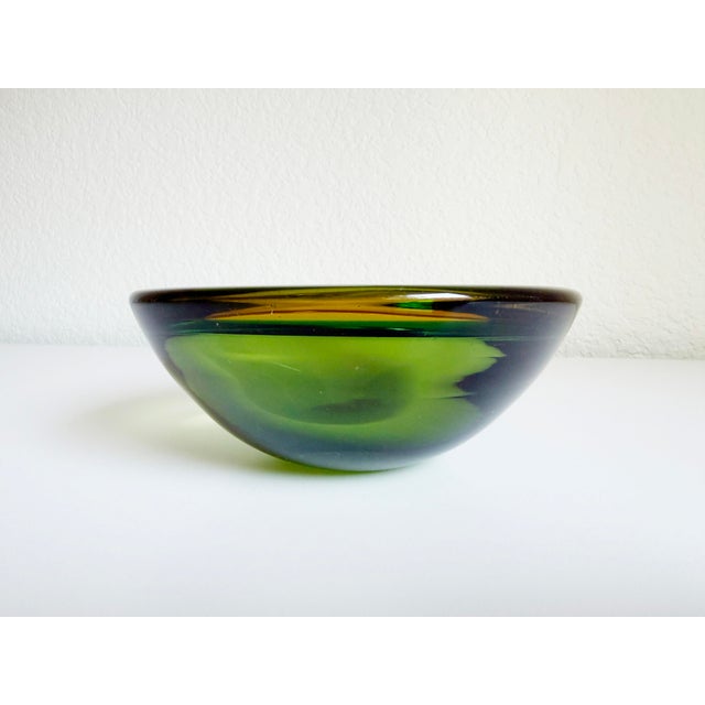 Seguso Vetri d'Arte Seguso Vetri Murano Sommerso Glass Bowl, 1960s Italy, Attributed For Sale - Image 4 of 11