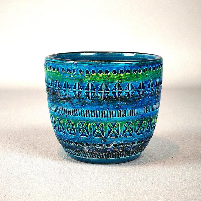 Rimini Blue Flower Pot by Aldo Londi for Bitossi, 1960s For Sale - Image 3 of 6