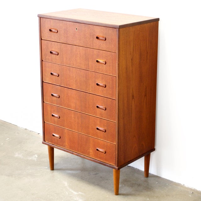 1950s Danish Teak 6 Drawer Dresser For Sale - Image 5 of 11