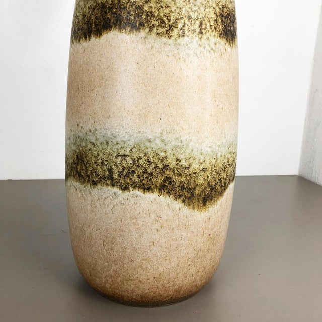 1970s Large Fat Lava Multi-Color 284-47 Pottery Floor Vase from Scheurich, 1970s For Sale - Image 5 of 16