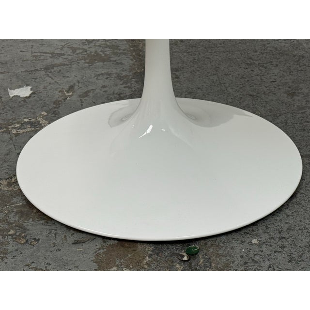 White Eero Saarinen for Knoll Saarinen Round Dining Table, 42 Inches For Sale - Image 8 of 12