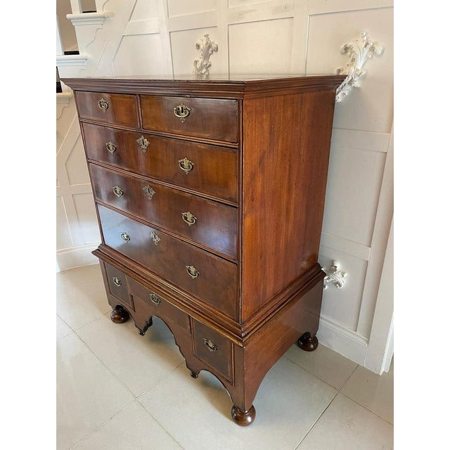 William & Mary Figured Walnut Chest on Stand, 1680s For Sale - Image 4 of 16