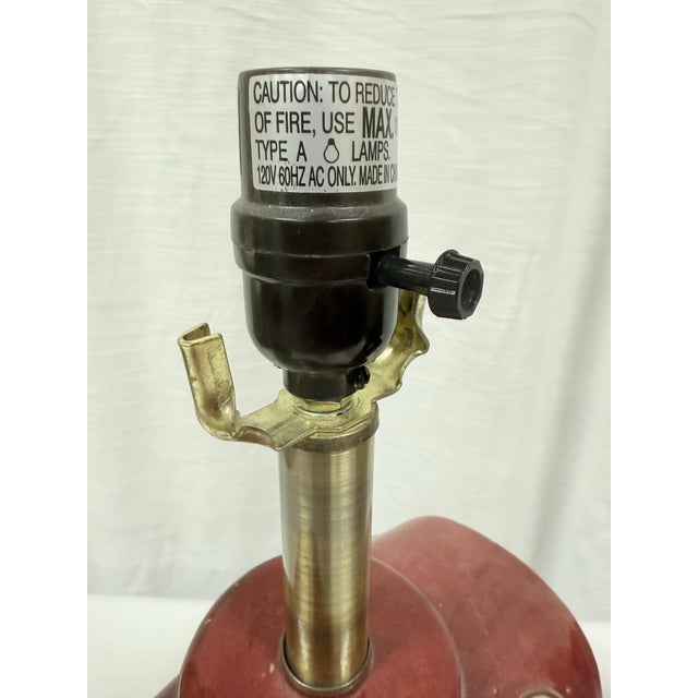 Stunning Vintage Chinoiserie Tang Suit Design Red Table Lamps - A Pair For Sale - Image 9 of 11