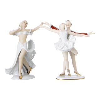 20th Century Porcelain Dancers from Wallendorf, Set of 2 For Sale