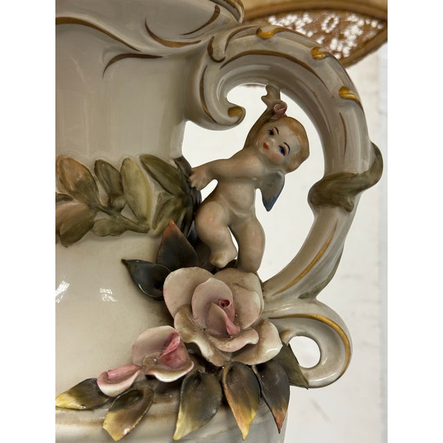 Early 20th Century Italian Capodimonte Style Table Lamp With Original Lamp Shade For Sale - Image 9 of 12