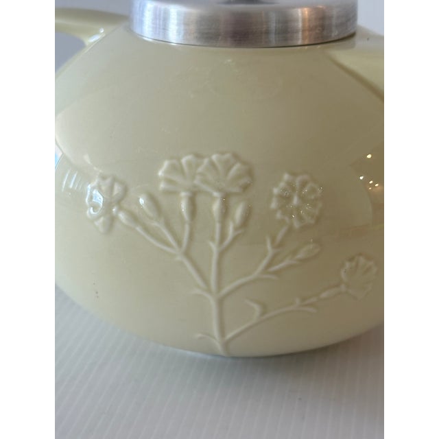 Vintage Villeroy & Boch "The Tisane" Pattern Teapot Embossed Floral Design Cream Color Metal Lid 500 ML For Sale - Image 14 of 17