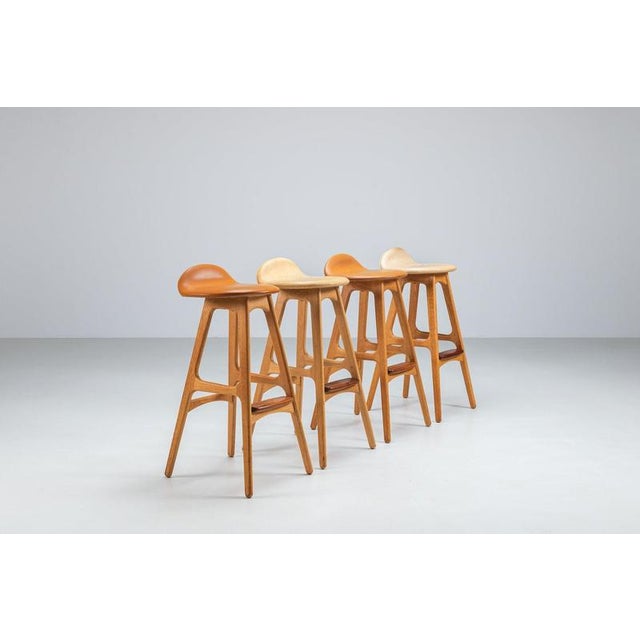 Mid-Century Modern OD61 Bar Stools by Erik Buch for Oddense Møbler, Denmark, 1965, Set of 4 For Sale - Image 3 of 18