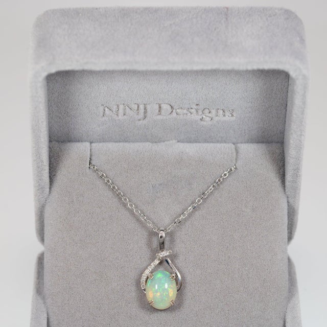 Modern 1.8Ct Ethiopian Opal Pendant With Natural Diamonds: Solid 14k Gold, Oval 10x8mm For Sale - Image 3 of 7
