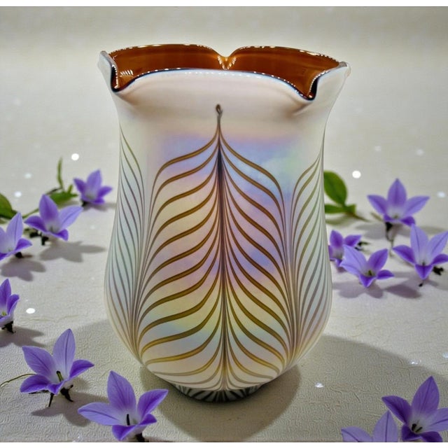 Art Deco Todd Phillips Art Nouveau Deco Iridescent Pulled Feather Art Glass Lamp Shade For Sale - Image 3 of 10