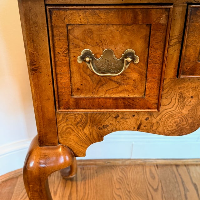 Hekman Queen Anne Lowboy For Sale - Image 9 of 10