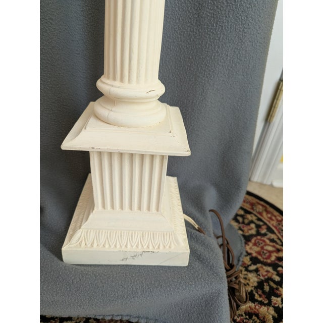 Mid 20th Century Hollywood Regency Style Neoclassical Table Lamp For Sale - Image 6 of 8