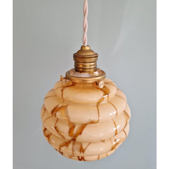 Art Deco Pendant Light in Marbled Opaline and Uranium Glass from Scailmont, Belgium, 1920s-1930s For Sale - Image 9 of 18