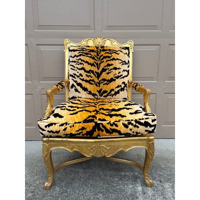 Early 20th Century French Regency Giltwood Fauteuil in Scalamandré “Le Tigre” Silk Velvet For Sale - Image 4 of 14