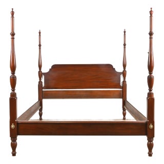 Henkel Harris Georgian Carved Mahogany Queen Size Poster Bed For Sale