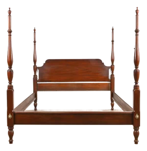 Henkel Harris Georgian Carved Mahogany Queen Size Poster Bed