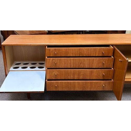 Brown European Mid Century Modern Teak Credenza c.1960 For Sale - Image 8 of 15