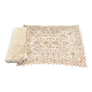 Late 20th Century Set of Eight European Bobbin Lace Placemats With Linen Napkins