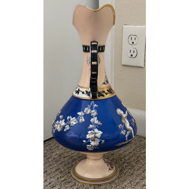 Mid 19th Century French Rococo Revival Porcelain Hand-Painted Gilded Bacchanal Putti Holding Vine Motif Double-Handled Footed Baluster Vase For Sale In New Orleans - Image 6 of 7