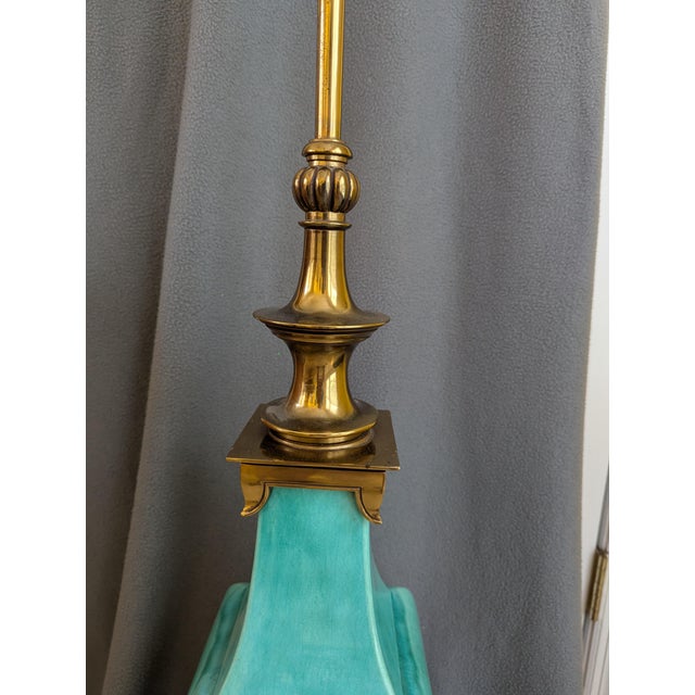 Mid-Century Modern Mid 20th Century Mid Century Stiffel Pagoda Style Base Glazed Ceramic Lamp For Sale - Image 3 of 9