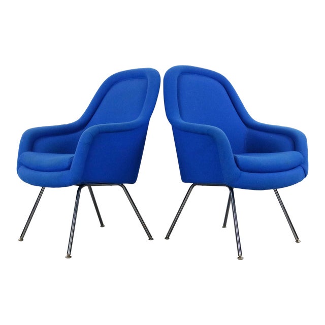 Vintage Mid Century Pearson for Knoll Style Arm Chairs- A Pair For Sale